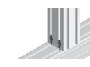 Connettore a bullone, per profilo 60, cava 10, incluso: 1x bullone di fissaggio Ø10, 2x coprivite Ø17 nero, 2x viti speciali a testa cilindrica simile a ISO7380 M8x35, 2x dado a martello Dado10 M8